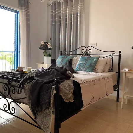 Ferienhaus Ferienhaus Mit Privatpool Fuer 6 Personen Ca 150 Qm In Poli Crysochous, Westkueste Von Zypern Und Umgebung Polis