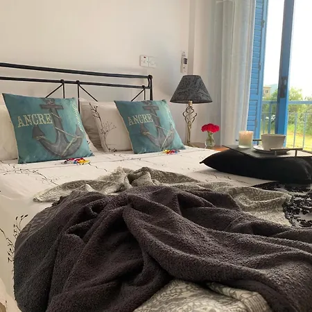 Ferienhaus Mit Privatpool Fuer 6 Personen Ca 150 Qm In Poli Crysochous, Westkueste Von Zypern Und Umgebung בית נופש
