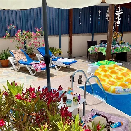 Ferienhaus Mit Privatpool Fuer 6 Personen Ca 150 Qm In Poli Crysochous, Westkueste Von Zypern Und Umgebung *