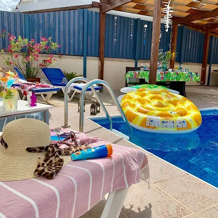 Ferienhaus Mit Privatpool Fuer 6 Personen Ca 150 Qm In Poli Crysochous, Westkueste Von Zypern Und Umgebung * Polis